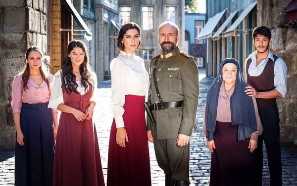 Совместный просмотр турецких сериалов вместе с другом на расстоянии